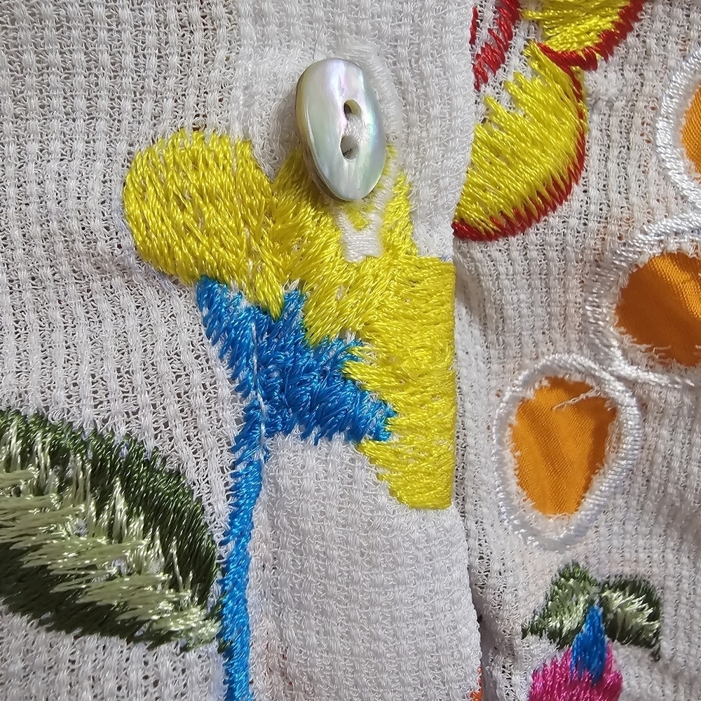 Boho White Cottagecore Embroidered Floral button tank top Large - Picture 4 of 14